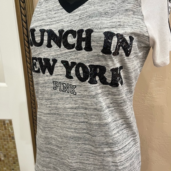 PINK Brunch In New York tee - Picture 5 of 10